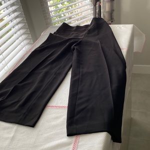 Ladies black gaucho pants size 4